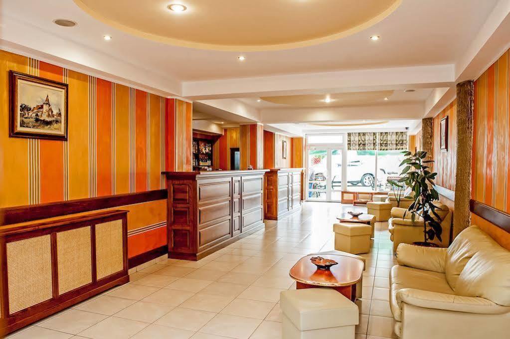 Hotel Class Hermannstadt ภายนอก รูปภาพ